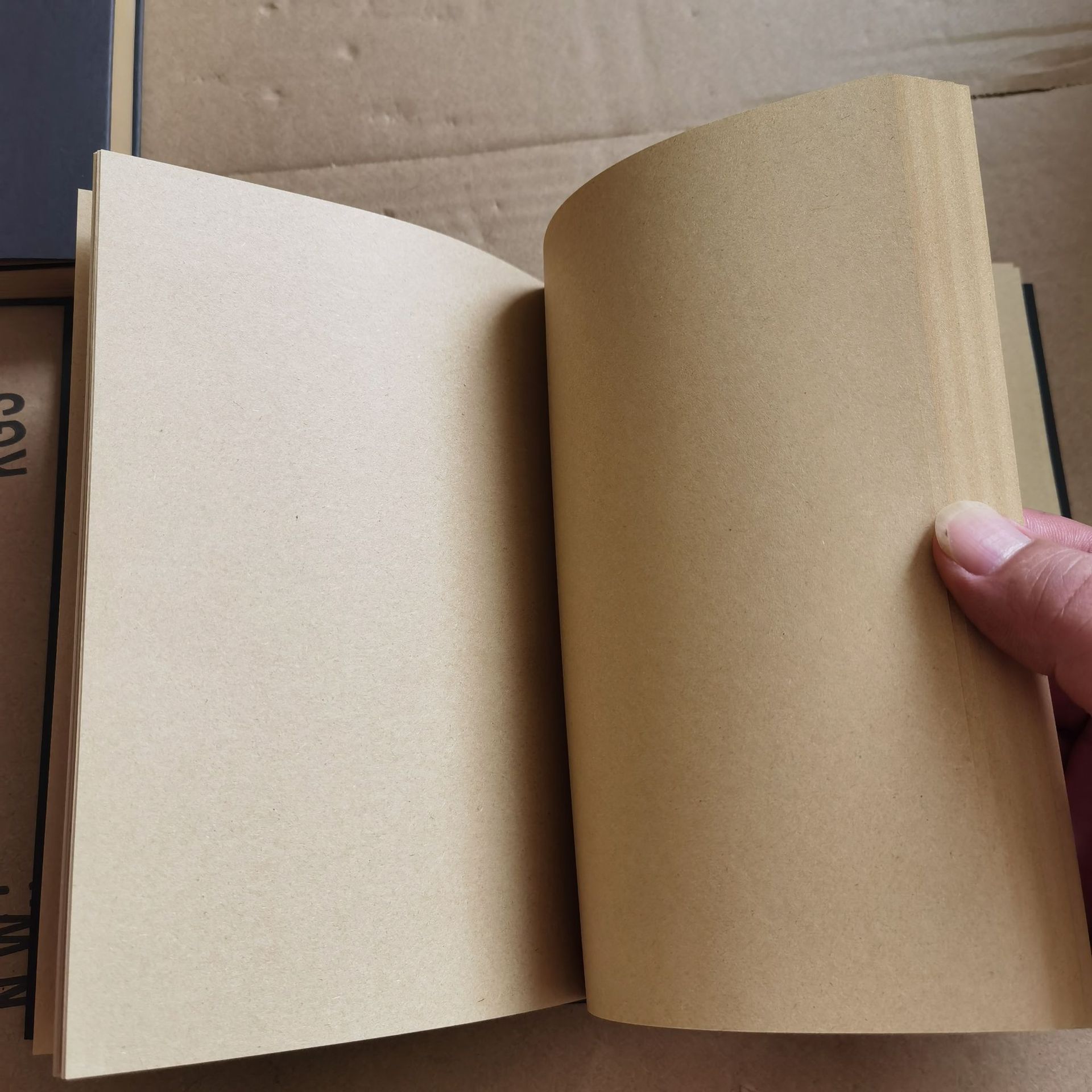 Cthulhu 3D Embossed Notebook B - огляд і ціна Stationery Books